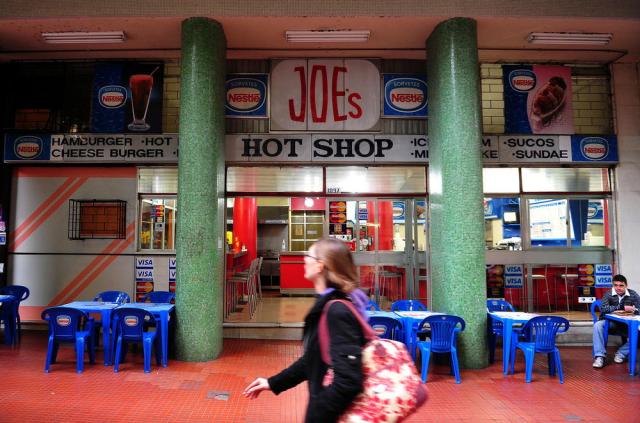 Lancheria Joe's, precursora do fast-food na Capital, encerra atividades neste sábado Diego Vara/Agencia RBS Lancheria Joe's, precursora do fast-food na Capital, encerra atividades neste sábado Diego Vara/Agencia RBS