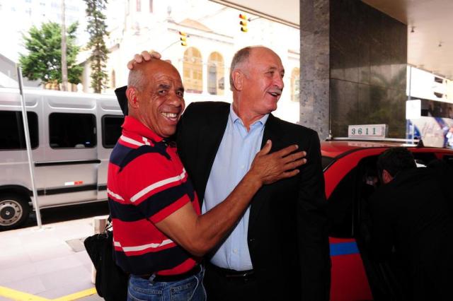 Felipão reencontra ex-companheiro após palestra em Porto Alegre Fernando Gomes/Agencia RBS Felipão reencontra ex-companheiro após palestra em Porto Alegre Fernando Gomes/Agencia RBS