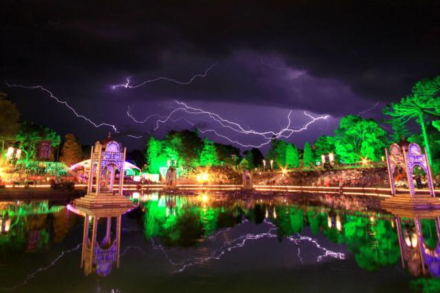 Temporal interrompe espetáculo do Natal Luz, em Gramado Cleiton Thiele/ Divulgação/ Temporal interrompe espetáculo do Natal Luz, em Gramado Cleiton Thiele/ Divulgação/