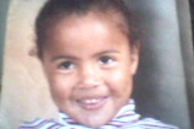 "Ela estava usando a roupa nova que ganhou de Natal", conta mãe de menina que morreu atropelada em carreata do Papai Noel Weberson Garcia/Arquivo pessoal "Ela estava usando a roupa nova que ganhou de Natal", conta mãe de menina que morreu atropelada em carreata do Papai Noel Weberson Garcia/Arquivo pessoal