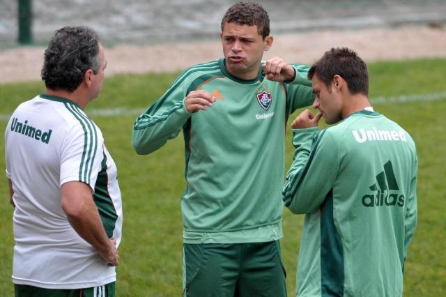 Com três gols, Rafael Sobis se destaca em treino do Fluminense Dhavid Normando/Photocamera Com três gols, Rafael Sobis se destaca em treino do Fluminense Dhavid Normando/Photocamera
