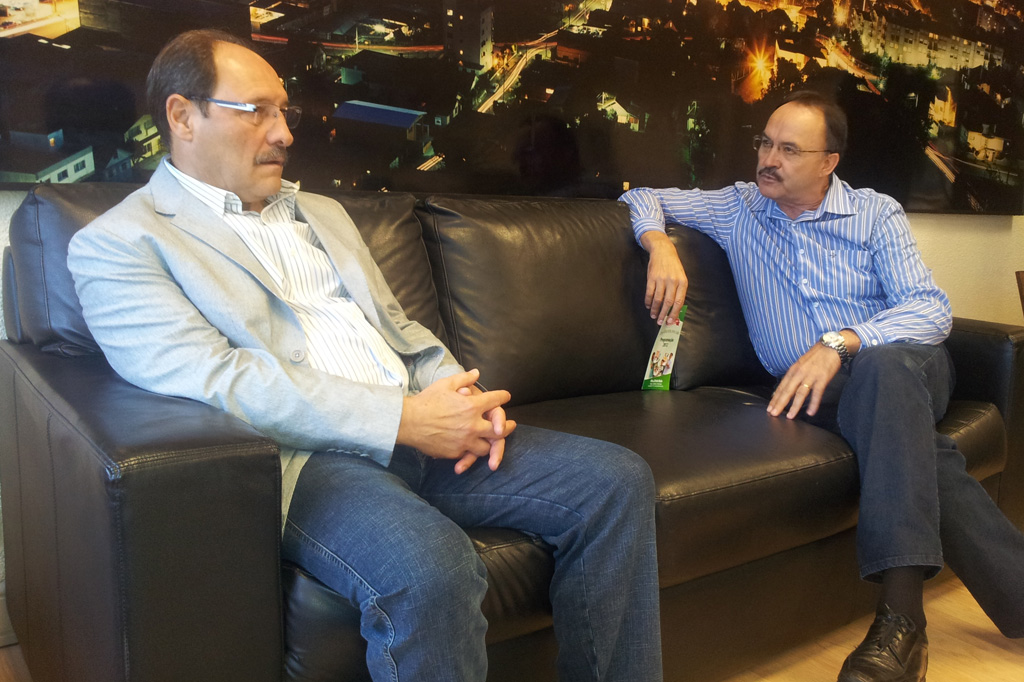 Mauro Pereira busca apoio de Sartori para candidatura à prefeitura de Caxias do Sul Daniel Corrêa, divulgação / Mauro Pereira busca apoio de Sartori para candidatura à prefeitura de Caxias do Sul Daniel Corrêa, divulgação /