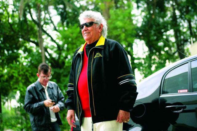 Aos 91 anos, cantor Tinoco morre em hospital de São Paulo Divulgação/ Aos 91 anos, cantor Tinoco morre em hospital de São Paulo Divulgação/