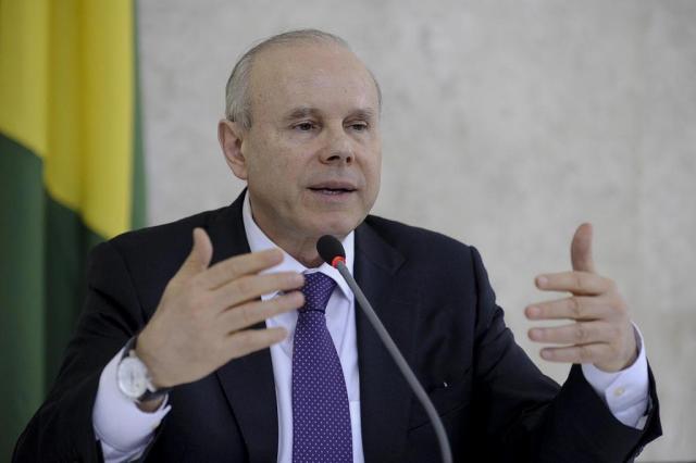 Bancos privados devem baixar juros, avalia Mantega Fábio Rodrigues Pozzebom/ABR Bancos privados devem baixar juros, avalia Mantega Fábio Rodrigues Pozzebom/ABR