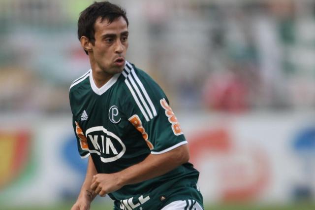 Meia Valdivia elogia técnico Felipão e bom ambiente do Palmeiras JF DIORIO/Agência Estado Meia Valdivia elogia técnico Felipão e bom ambiente do Palmeiras JF DIORIO/Agência Estado