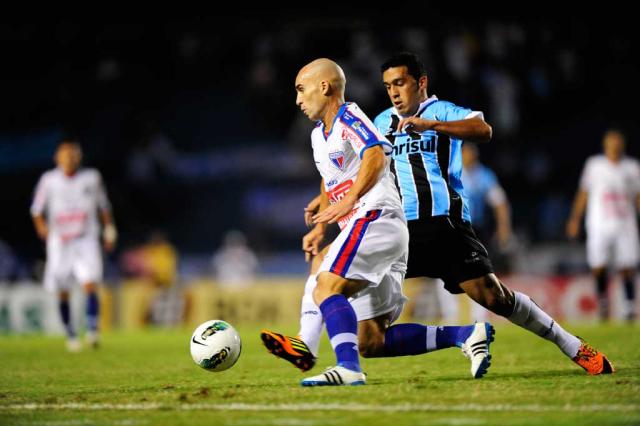 Com lesão muscular, Edilson desfalca o Grêmio por até três semanas Ricardo Duarte/ Com lesão muscular, Edilson desfalca o Grêmio por até três semanas Ricardo Duarte/