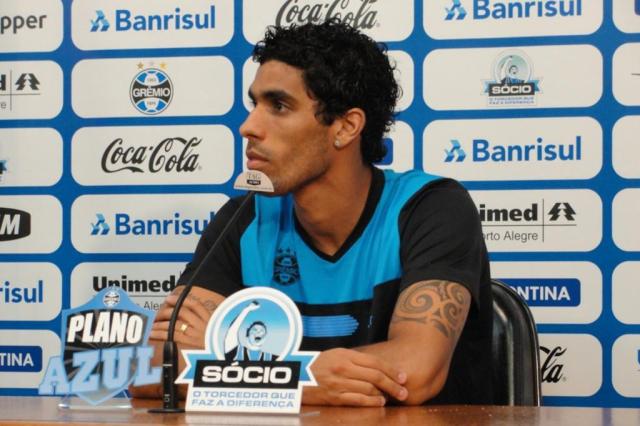 Versátil, Vilson se diz à vontade tanto de zagueiro como volante no time do Grêmio Adriano de Carvalho/Agencia RBS Versátil, Vilson se diz à vontade tanto de zagueiro como volante no time do Grêmio Adriano de Carvalho/Agencia RBS