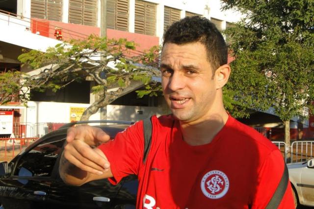 FOTO: Magrão, ex-Inter, aproveita férias para manter a forma no Beira-Rio Guilherme Becker/Agência RBS FOTO: Magrão, ex-Inter, aproveita férias para manter a forma no Beira-Rio Guilherme Becker/Agência RBS