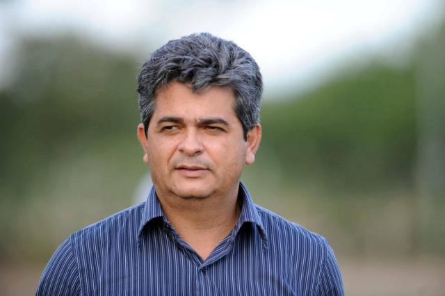 Liberado pela CBF, Ney Franco é o novo técnico do São Paulo no lugar de Leão Flávio Neves/Agencia RBS Liberado pela CBF, Ney Franco é o novo técnico do São Paulo no lugar de Leão Flávio Neves/Agencia RBS