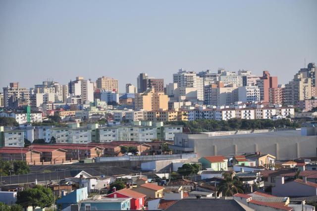 Aquecimento do setor imobiliário movimenta economia de Pelotas Nauro Júnior/Agencia RBS Aquecimento do setor imobiliário movimenta economia de Pelotas Nauro Júnior/Agencia RBS