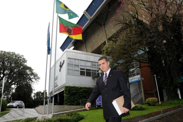 Jogo de empurra: Polícia culpa o Judiciário, que critica a polícia Fernando Gomes/ Jogo de empurra: Polícia culpa o Judiciário, que critica a polícia Fernando Gomes/