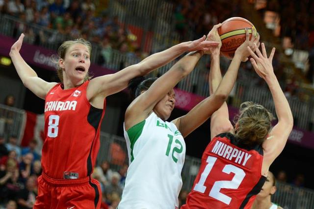 Seleção feminina de basquete perde para o Canadá e está fora dos Jogos TIMOTHY A. CLARY/AFP Seleção feminina de basquete perde para o Canadá e está fora dos Jogos TIMOTHY A. CLARY/AFP