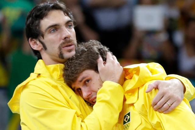 Em virada espetacular, Rússia bate o Brasil por 3 a 2 e fica com o ouro no vôlei Chris OMeara,AP/ Em virada espetacular, Rússia bate o Brasil por 3 a 2 e fica com o ouro no vôlei Chris OMeara,AP/