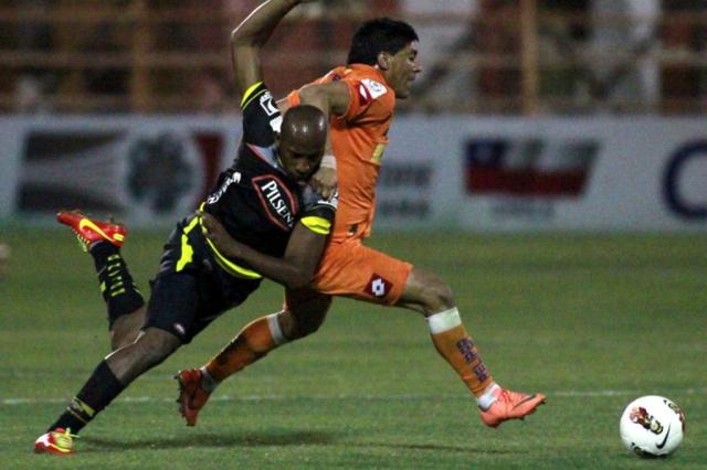 Barcelona-EQU e Cobreloa decidem vaga para encarar o Grêmio na Sul-Americana Pedro Tapia/Photosport/AFP Barcelona-EQU e Cobreloa decidem vaga para encarar o Grêmio na Sul-Americana Pedro Tapia/Photosport/AFP