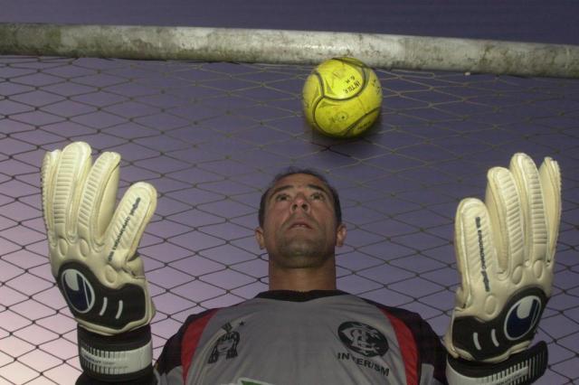 Aos 42 anos, goleiro Luciano é destaque na Série A-2 do Gauchão Lauro Alves/Agencia RBS Aos 42 anos, goleiro Luciano é destaque na Série A-2 do Gauchão Lauro Alves/Agencia RBS