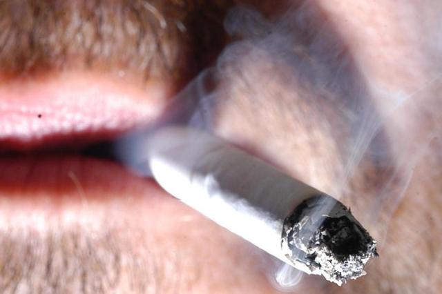 Cigarro é responsável por mais de 200 mil mortes por ano no Brasil Porthus Junior/Agencia RBS Cigarro é responsável por mais de 200 mil mortes por ano no Brasil Porthus Junior/Agencia RBS