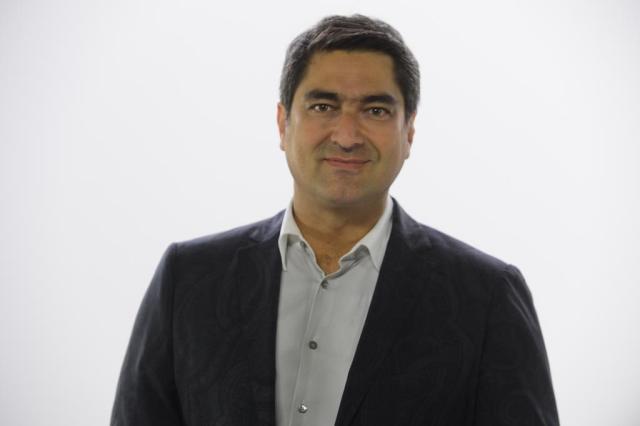 Zeca Camargo vai comandar 'Vídeo Show' no lugar de André Marques Zé Paulo Cardeal/TV Globo/Divulgação Zeca Camargo vai comandar 'Vídeo Show' no lugar de André Marques Zé Paulo Cardeal/TV Globo/Divulgação