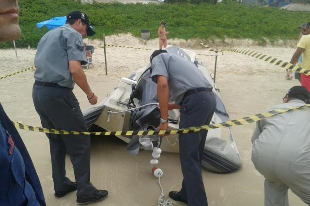 Capitania dos Portos de Itajaí faz perícia em lancha que causou morte de bombeiro em Bombinhas Marcos Porto/Agência RBS Capitania dos Portos de Itajaí faz perícia em lancha que causou morte de bombeiro em Bombinhas Marcos Porto/Agência RBS