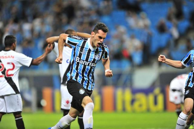 São Paulo confirma oferta turca por Rhodolfo, mas prioriza troca-troca com Grêmio Ricardo Duarte/Agencia RBS São Paulo confirma oferta turca por Rhodolfo, mas prioriza troca-troca com Grêmio Ricardo Duarte/Agencia RBS