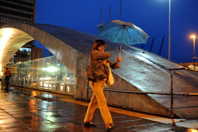 Frente fria provoca chuva intensa e derruba temperatura no RS Diogo Zanatta/Especial Frente fria provoca chuva intensa e derruba temperatura no RS Diogo Zanatta/Especial