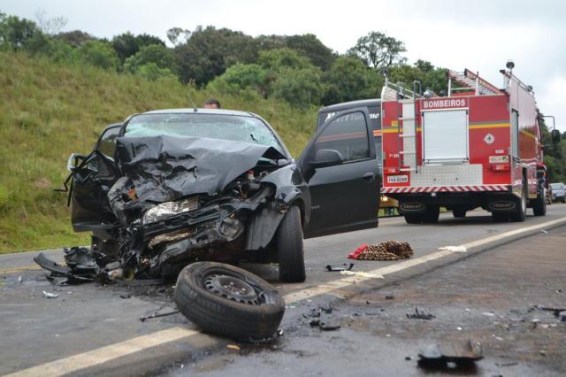Acidente deixa um morto e seis feridos na BR-386, em Carazinho Marcos Cardoso/Grupo Gazeta/Especial Acidente deixa um morto e seis feridos na BR-386, em Carazinho Marcos Cardoso/Grupo Gazeta/Especial