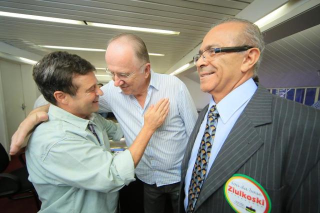 Adversário de José Ivo Sartori nas prévias do PMDB, Paulo Ziulkoski diz que defende o municipalismo Galileu Oldenburg/Divulgação Adversário de José Ivo Sartori nas prévias do PMDB, Paulo Ziulkoski diz que defende o municipalismo Galileu Oldenburg/Divulgação