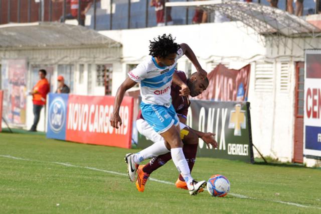 Caxias vence Novo Hamburgo por 2 a 1, de virada, e irá encarar o Veranópolis nas quartas de final Gabriel Lain/ Especial/ Caxias vence Novo Hamburgo por 2 a 1, de virada, e irá encarar o Veranópolis nas quartas de final Gabriel Lain/ Especial/