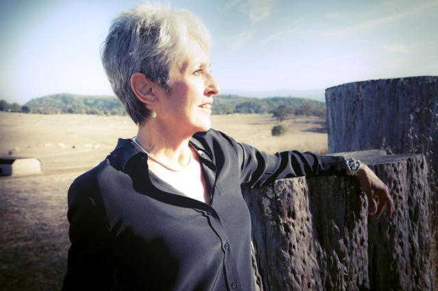 Joan Baez estreia em Porto Alegre nesta quarta Marina Chavez/divulgação Joan Baez estreia em Porto Alegre nesta quarta Marina Chavez/divulgação