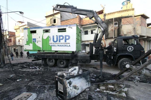 Após ataques a UPPs, governo do Rio deve pedir apoio federal para reforçar segurança na capital ALE SILVA/FUTURA PRESS/ESTADÃO CONTEÚDO Após ataques a UPPs, governo do Rio deve pedir apoio federal para reforçar segurança na capital ALE SILVA/FUTURA PRESS/ESTADÃO CONTEÚDO
