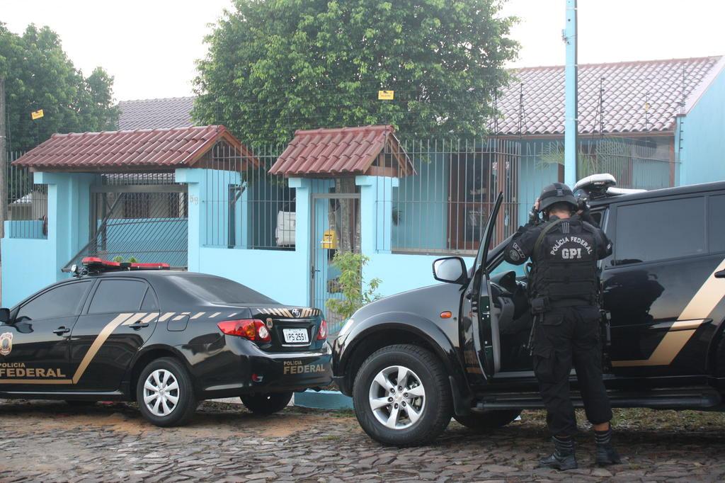 PF realiza operação contra tráfico internacional no RS Divulgação/Polícia Federal PF realiza operação contra tráfico internacional no RS Divulgação/Polícia Federal
