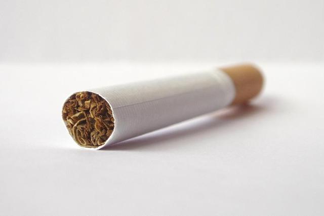 Saiba qual a relação entre cigarro e dores nas costas Vjeran Lisjak/stock.xchng