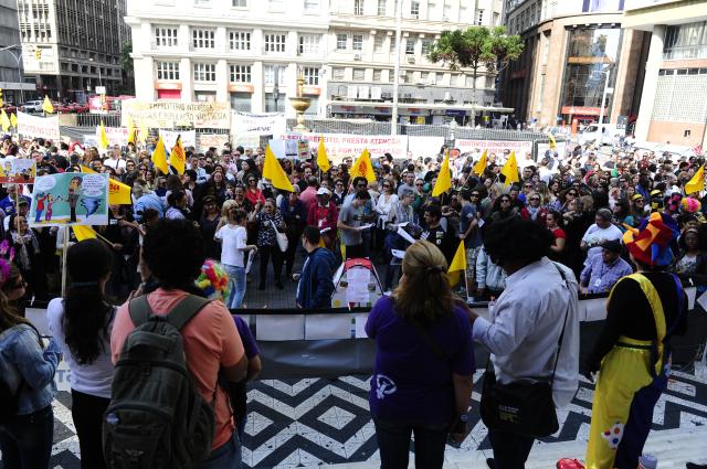 Quatro protestos marcam a manhã de quinta-feira em Porto Alegre Ronaldo Bernardi, Agência RBS/