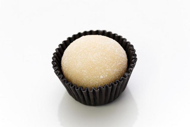 Mesmo sem causar ganho de peso, comer açúcar faz mal ao coração divulgação/carolinasales.com.br