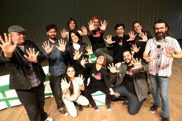 Três companhias de teatro comemoram 10 anos e falam dos desafios da cena gaúcha Júlio Cordeiro/Agencia RBS Três companhias de teatro comemoram 10 anos e falam dos desafios da cena gaúcha Júlio Cordeiro/Agencia RBS