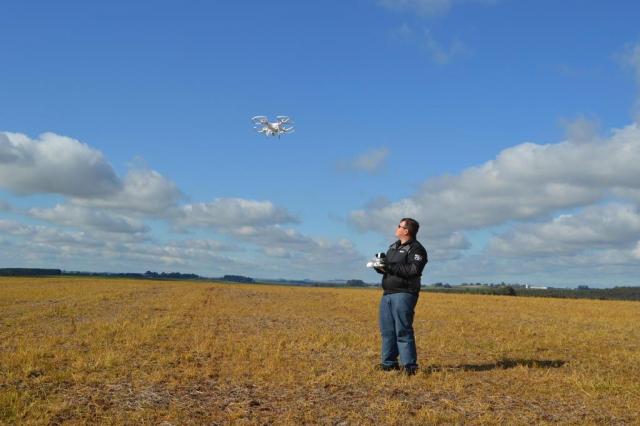 Drones surgem como alternativa para monitorar lavouras Luis Afonso Costa/Especial