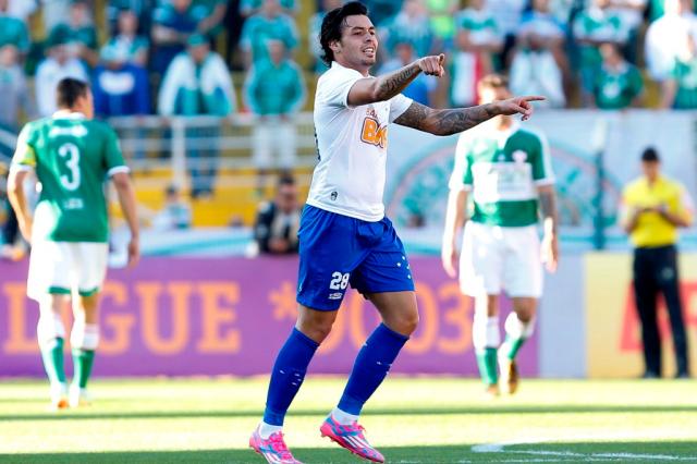 Cruzeiro vence o Palmeiras e dispara na liderança do Brasileirão Miguel Schincariol/Lancepress!/ Cruzeiro vence o Palmeiras e dispara na liderança do Brasileirão Miguel Schincariol/Lancepress!/