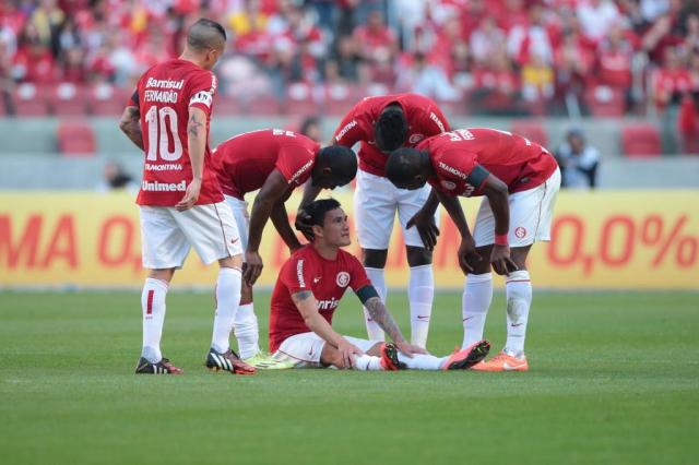 Apesar da lesão no joelho direito, Aránguiz não perdeu ritmo de jogo Ricardo Duarte/Agencia RBS Apesar da lesão no joelho direito, Aránguiz não perdeu ritmo de jogo Ricardo Duarte/Agencia RBS