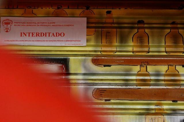 Smic responde dúvidas de leitores sobre interdição de bares na Cidade Baixa Adriana Franciosi/Agencia RBS Smic responde dúvidas de leitores sobre interdição de bares na Cidade Baixa Adriana Franciosi/Agencia RBS