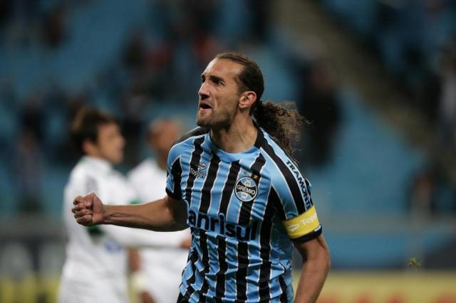 Cotação ZH: Barcos é melhor em campo do Grêmio na derrota para o Coritiba Bruno Alencastro/Agencia RBS Cotação ZH: Barcos é melhor em campo do Grêmio na derrota para o Coritiba Bruno Alencastro/Agencia RBS