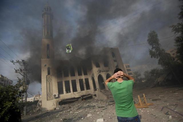 Hamas está pronto para cessar-fogo de 24 horas, diz OLP MAHMUD HAMS/AFP Hamas está pronto para cessar-fogo de 24 horas, diz OLP MAHMUD HAMS/AFP
