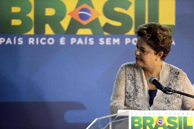 Congresso é que deve responder sobre antecipação de perguntas, diz Dilma WILTON JUNIOR/AE Congresso é que deve responder sobre antecipação de perguntas, diz Dilma WILTON JUNIOR/AE