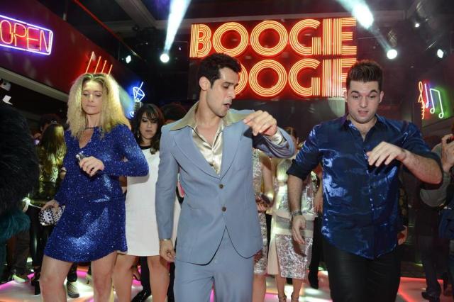 Playlist: trilha sonora rouba a cena na estreia de Boogie Oogie. Ouça Ellen Soares/Globo