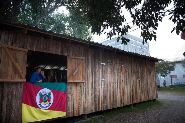 Acampamento Farroupilha: caráter familiar e atração campeira em Porto Alegre Marcelo Oliveira/Agencia RBS