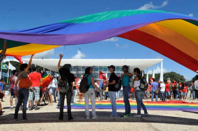 Diário Oficial garante que alunos podem usar banheiro da escola conforme identidade de gênero Antônio Cruz/Agência Brasil