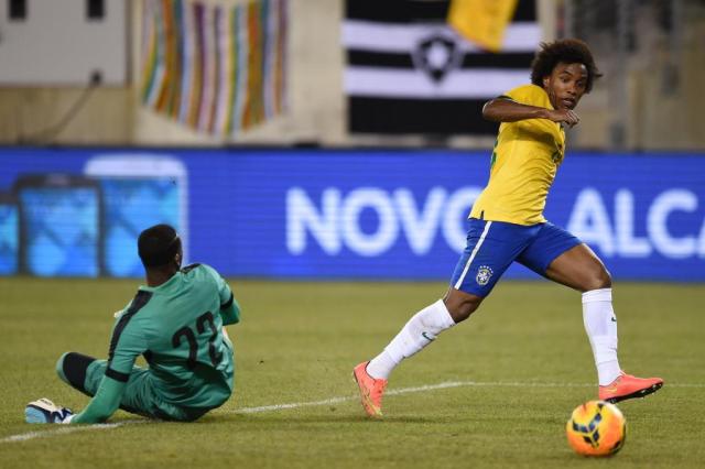 Com gol em jogada ensaiada, Brasil vence o Equador nos EUA TIMOTHY  A. CLARY/AFP