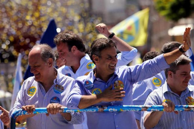 "Chego à reta final confiante com a possibilidade de estarmos no 2º turno", diz Aécio Marcos Fernandes/Divulgação