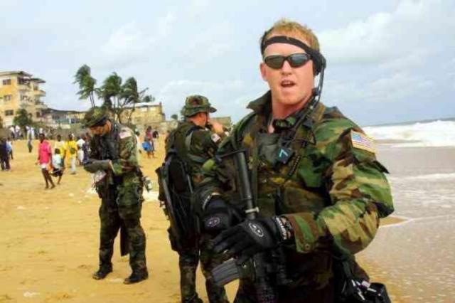 Ex-combatente que matou Bin Laden recebe ameaças de morte de jihadistas Reprodução/Twitter/Robert O'Neill/@mchooyah