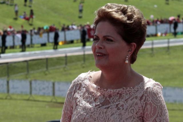 Popularidade de Dilma cai de 42% para 23%, diz Datafolha BETO NOCITI/FUTURA PRESS/ESTADÃO CONTEÚDO Popularidade de Dilma cai de 42% para 23%, diz Datafolha BETO NOCITI/FUTURA PRESS/ESTADÃO CONTEÚDO