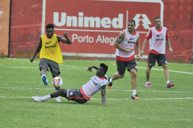 Sem Nilmar, Inter segue indefinido para a estreia no Gauchão Caco Konzen/RBS