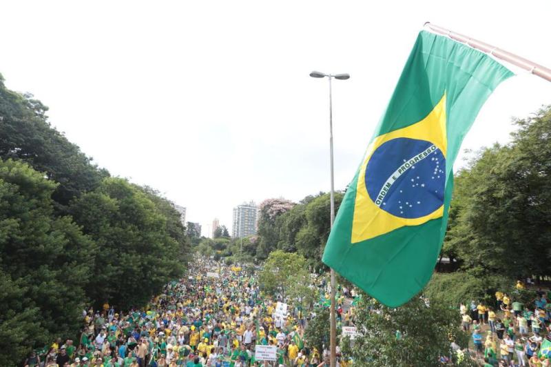 Em Porto Alegre, manifestações partem do Parcão:imagem 4